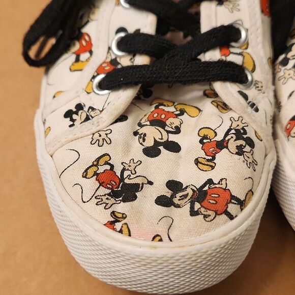 Disney Mickey Mouse Women's White Lace-Up Shoes Size 8 - Picture 4 of 11